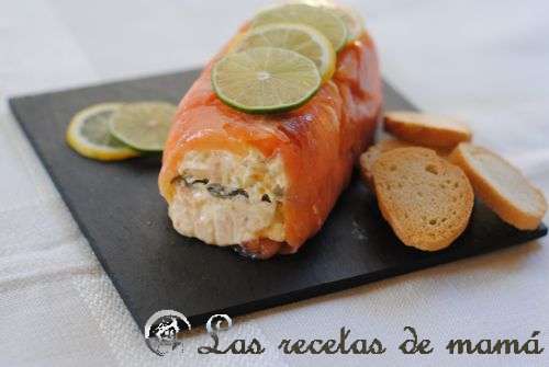 Rollo de salmón ahumado