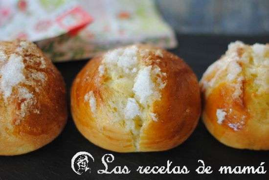 Bollos de leche - suizos
