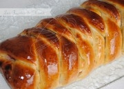 Brioche relleno de jamón y queso roquefort