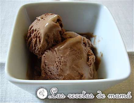 Helado de triple chocolate