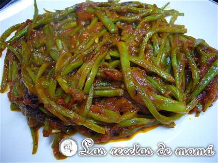 Judías verdes al ajillo con tomate