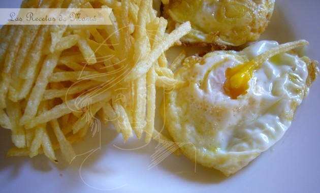 Huevos fritos con patatas