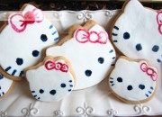 Galletas de Hello Kitty decoradas con fondant