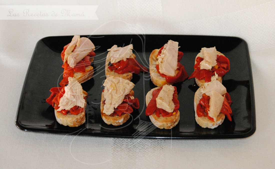 Pinchos de bonito y pimientos de piquillo