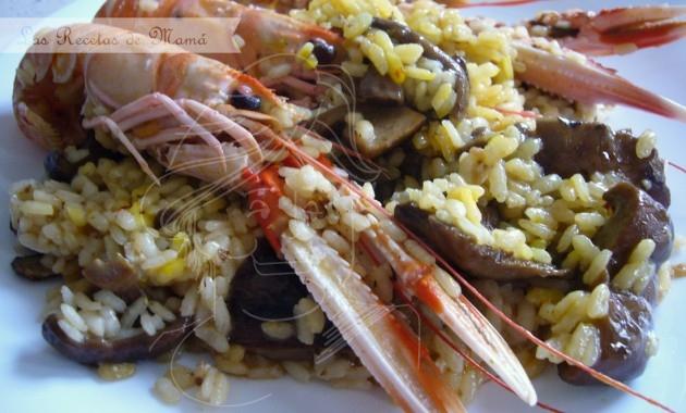 arroz con setas y cigalas