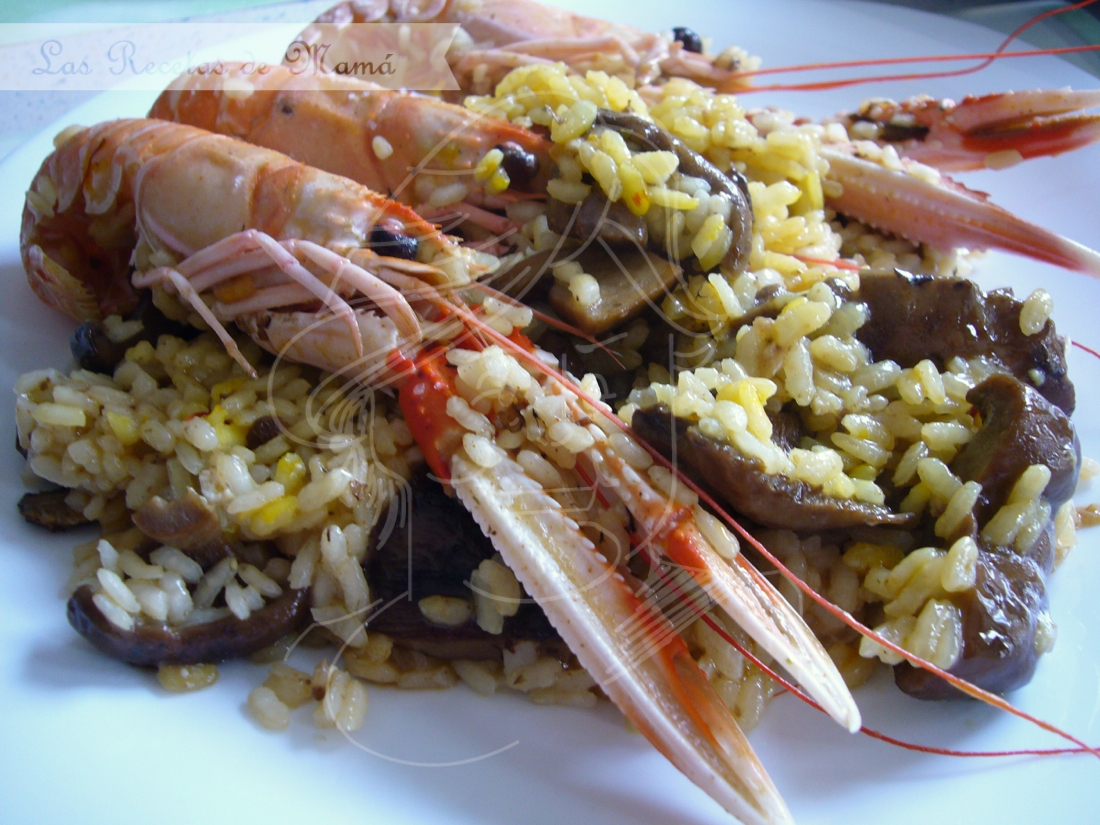 arroz con setas y cigalas
