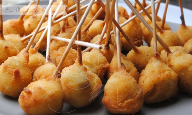 Piruletas de villaroy con foie