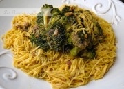 Pasta con brócoli y anchoas