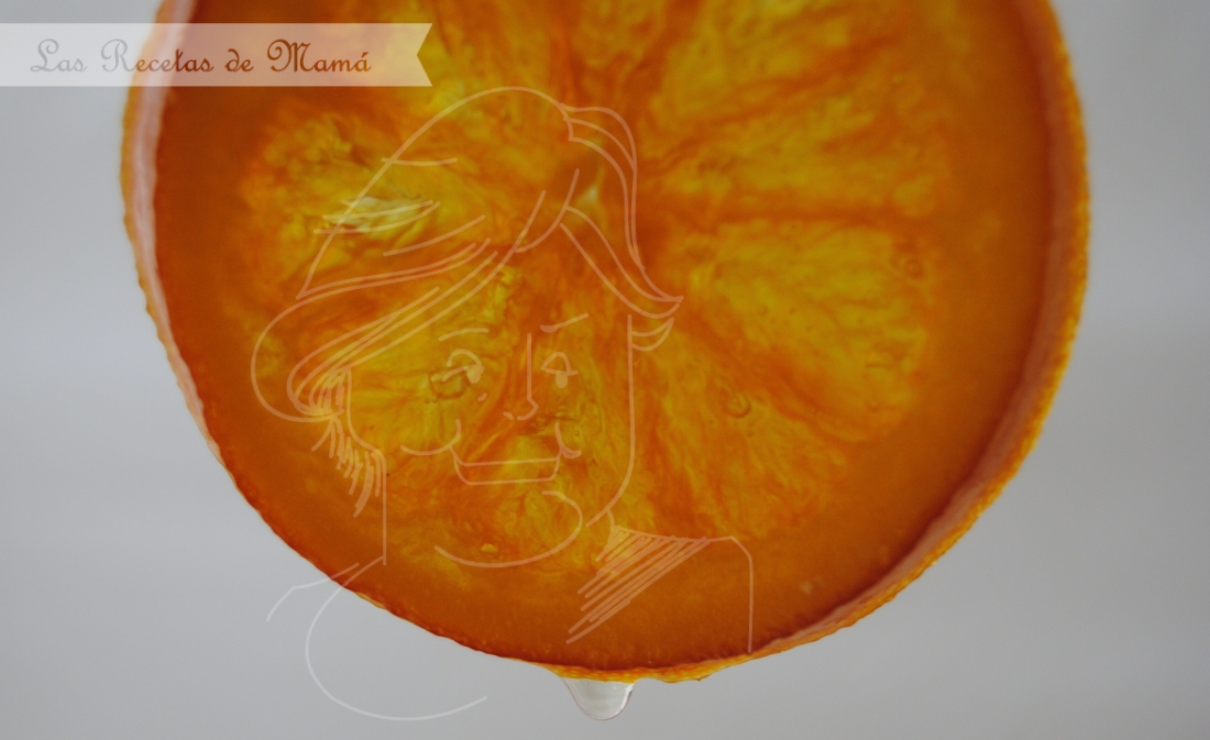 Naranjas en almíbar bañadas en chocolate