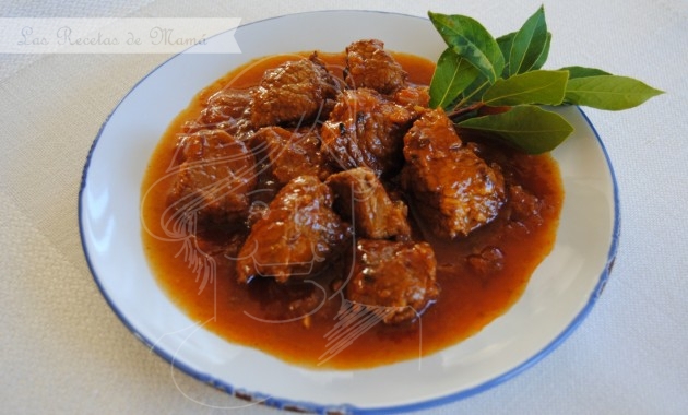 Carne con tomate – Video receta