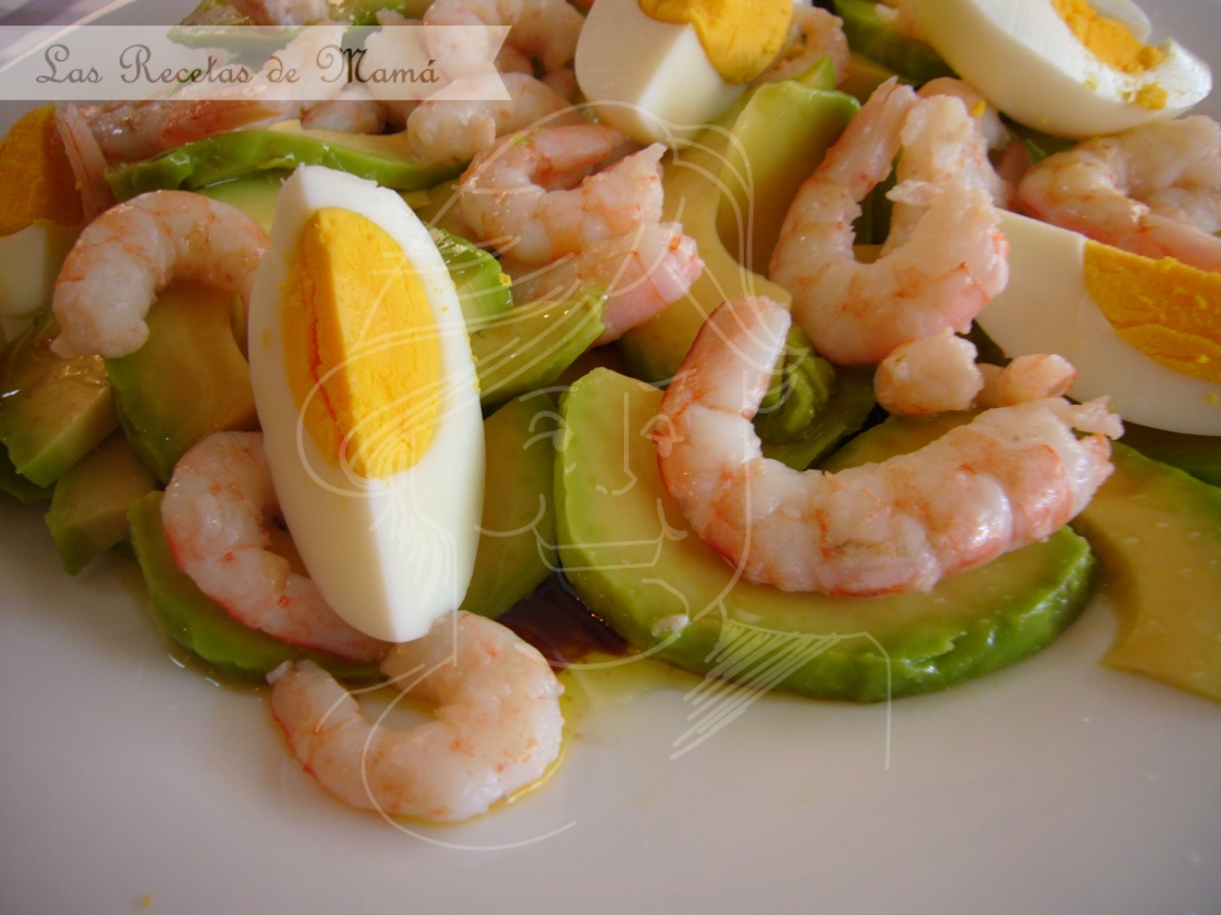 Ensalada de aguacate y gambas
