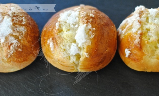 Bollos de leche – bollos suizos