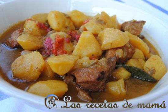 Estofado de patatas con lomo