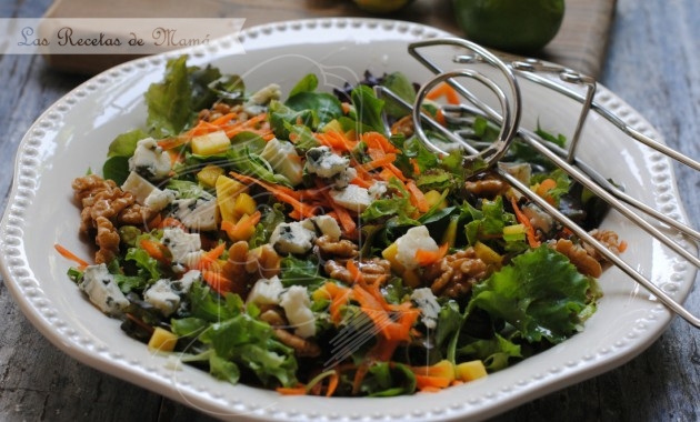 Ensalada especial con vinagreta de mango y nueces