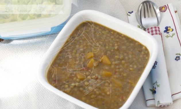 Potaje ligero de lentejas con verduras y calabaza