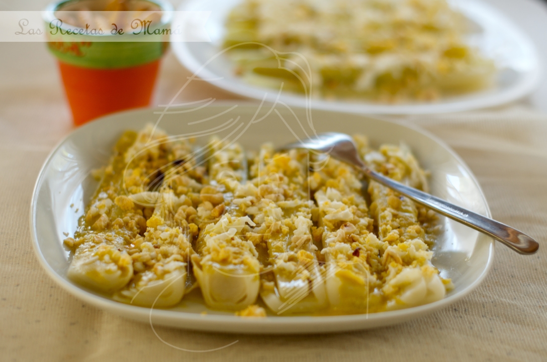 Ensalada de puerros con vinagreta de avellanas