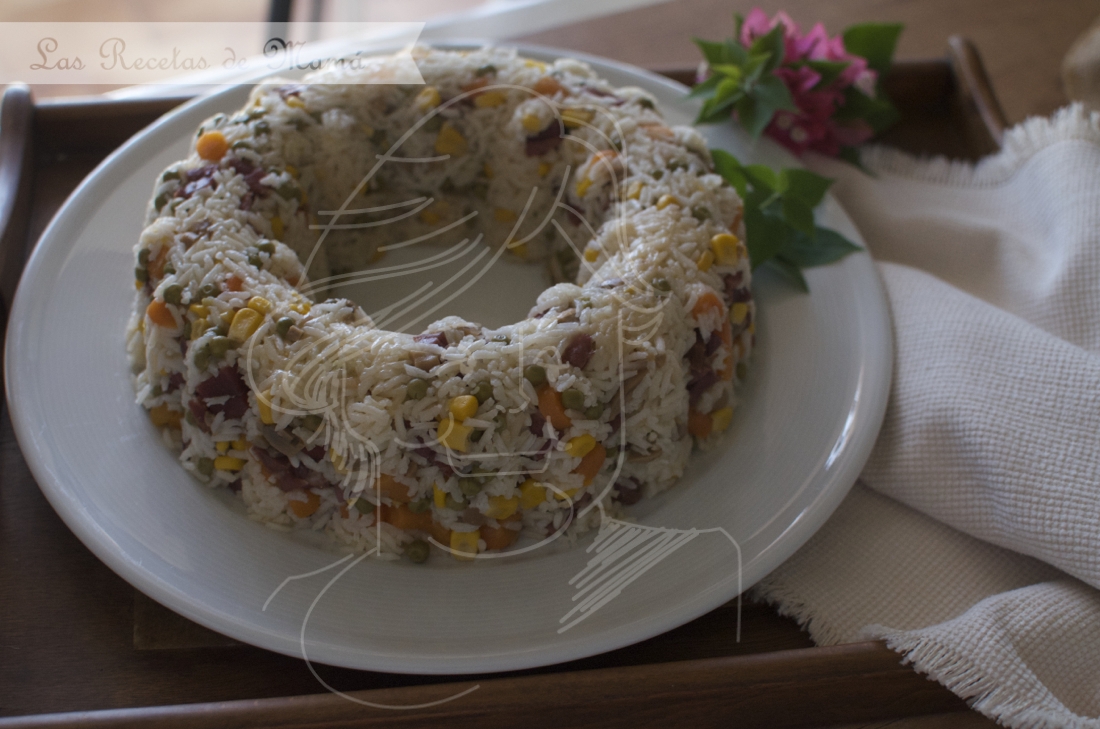 Corona de arroz, verduras y jamón. Video receta.