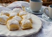 Hojaldres rellenos de crema, «Miguelitos». Video receta
