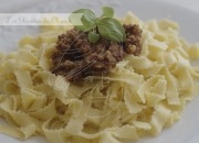 Pesto rojo de pistachos con tagliatelle. Video receta