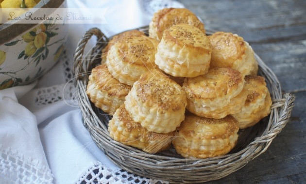 Como hacer pasteles de hojaldre rellenos. Video Receta