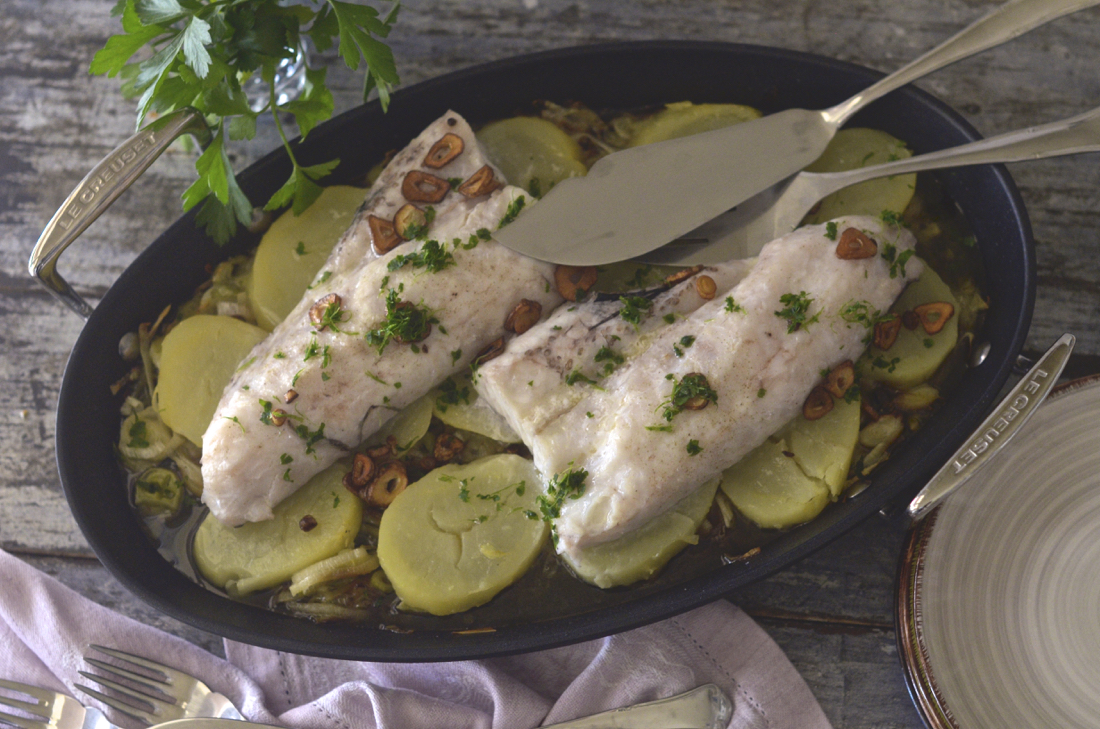 Merluza al horno. Video receta