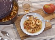 Garbanzos con langostinos. Video receta