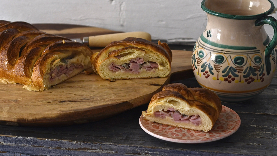 Trenza de jamón y queso. Video receta