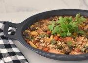 Arroz con pollo y verdura en paella. Video receta