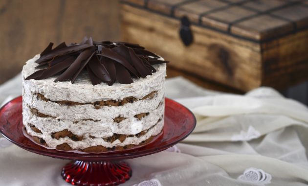 Tarta de moca y cookies. Video receta