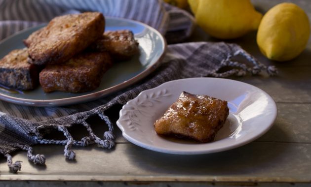 Torrijas clásicas de leche y miel. Video receta